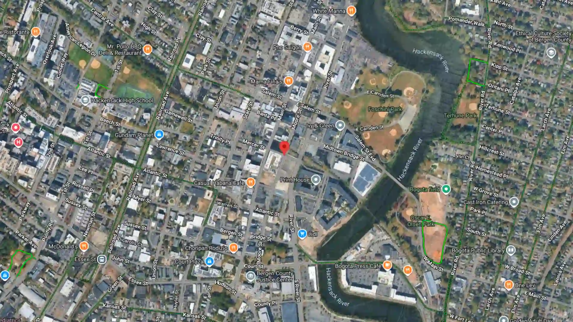 crash with reported injuries at mercer street and moore street in hackensack