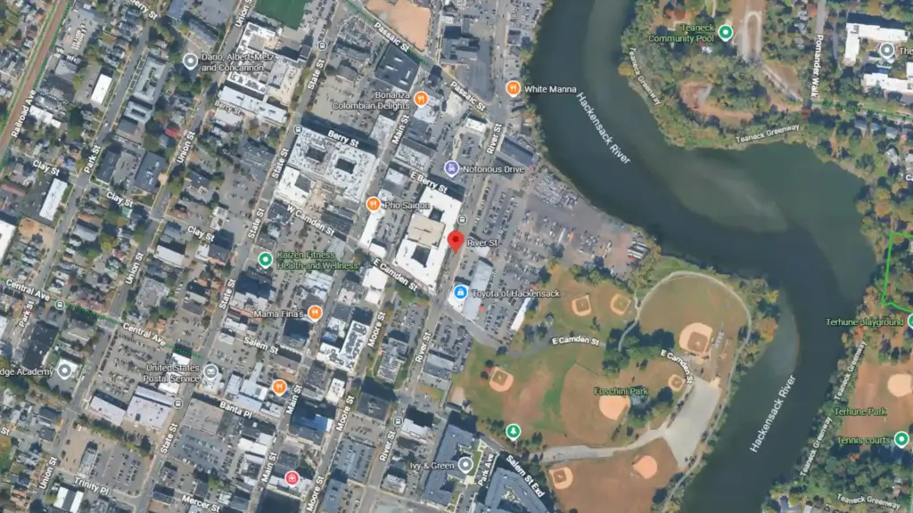 injury crash reported on river street near east camden and east berry in hackensack