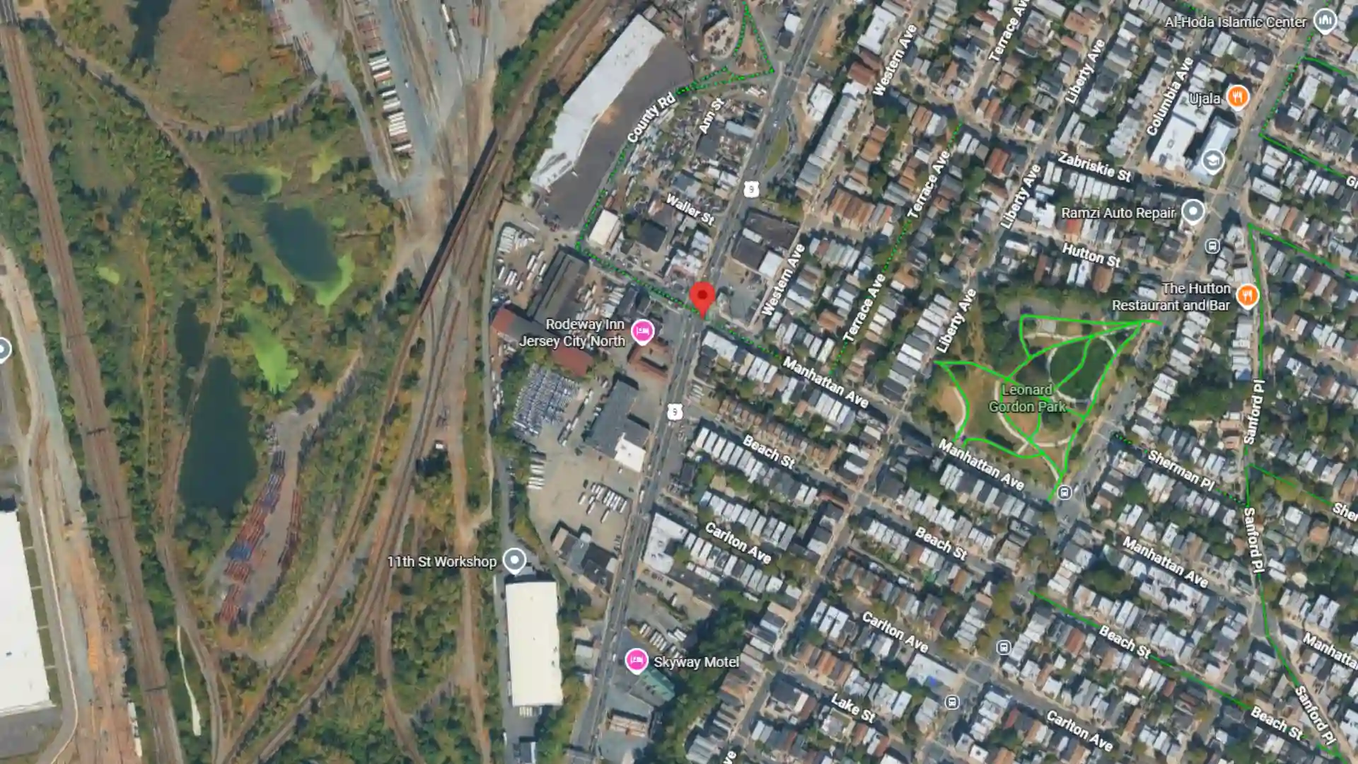 minor crash reported at tonnelle and manhattan avenues in jersey city