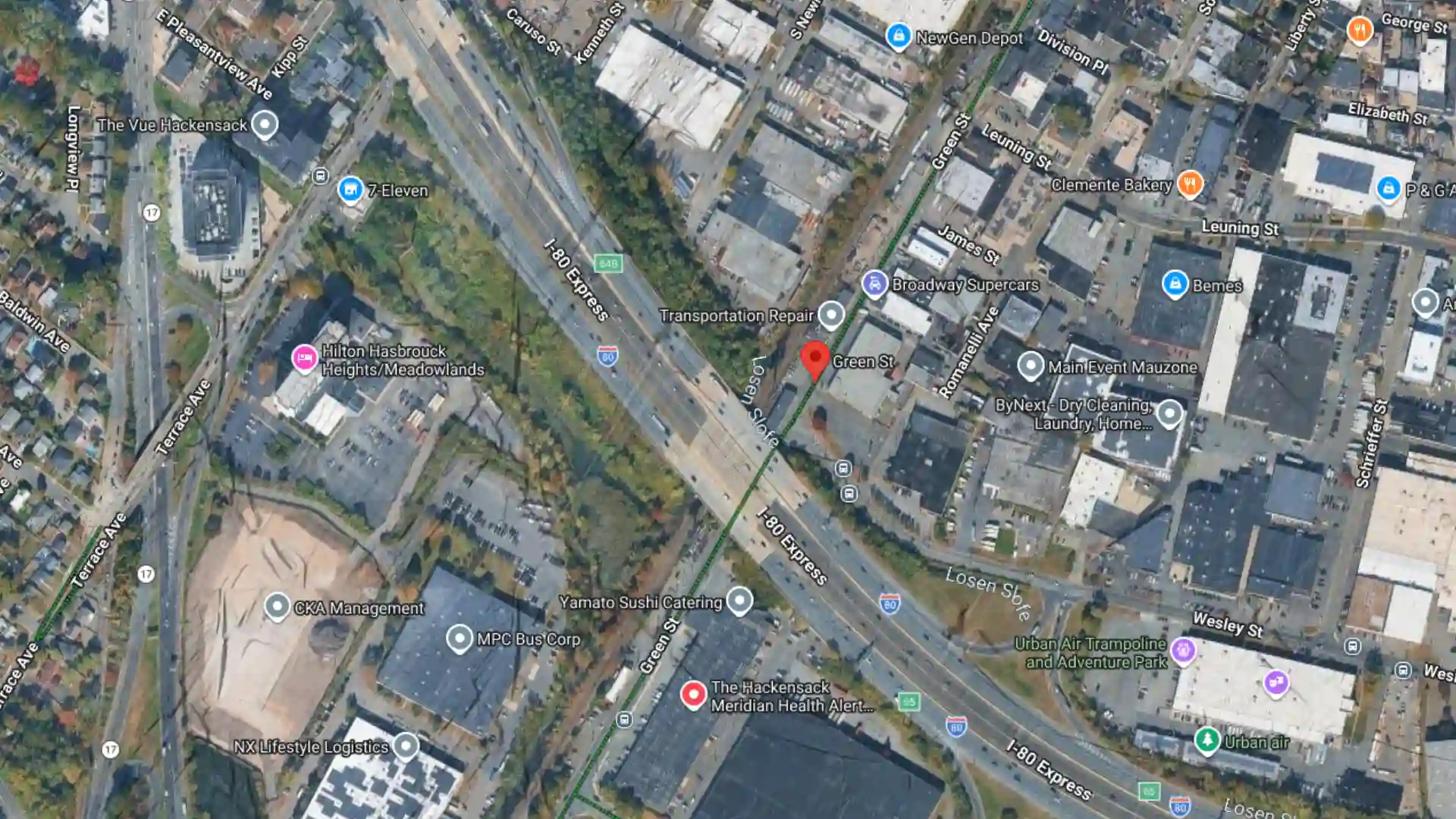 vehicle crash reported on green street in hackensack with reported injury